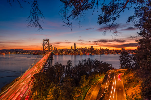 Gorgeous San Francisco skyline sunset above the bay bridge